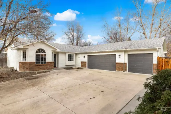 11956 W Driftwood Ct, Boise, ID 83713