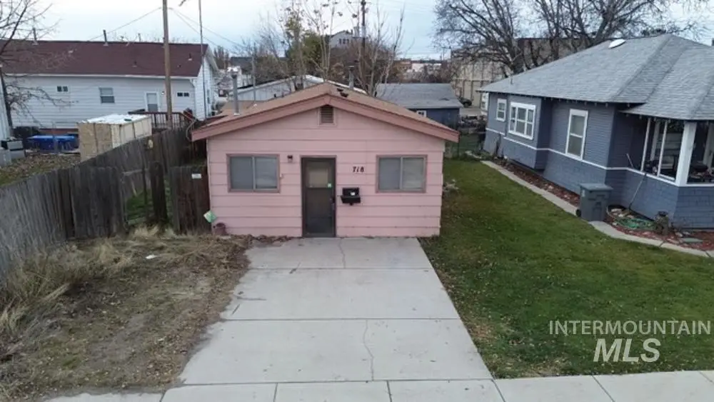 718 E Belmont St, Caldwell, ID 83605 - Image #1