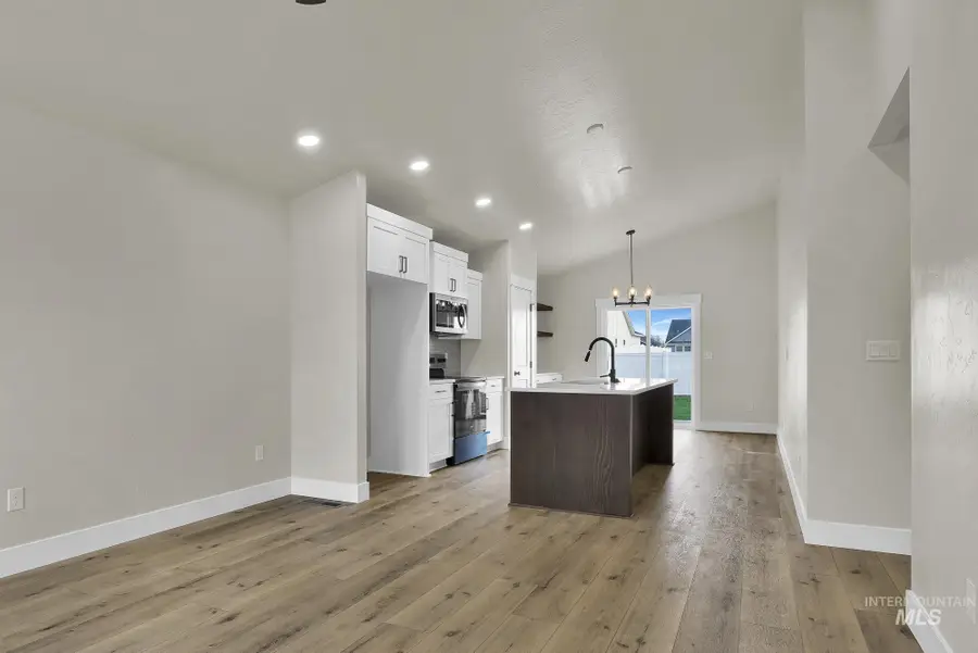 312 N 11th St, Parma, ID 83660 - Image #3