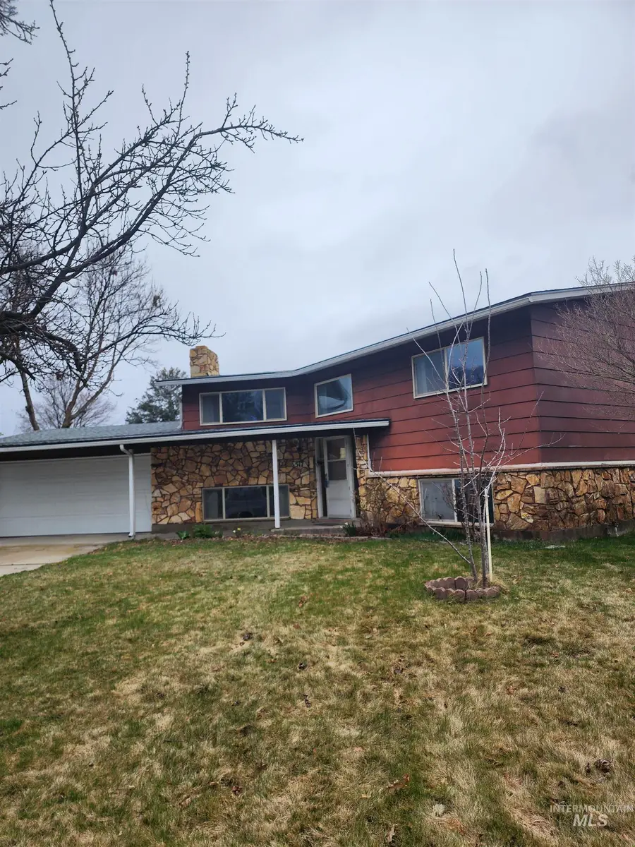 517 S Lawrence Ave, Boise, ID 83709 - Image #2