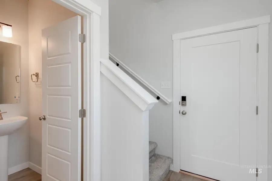 10574 W Teratai St, Star, ID 83669 - Image #2