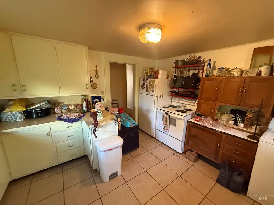 308 2nd Ave E, Jerome, ID 83338 - Image #2