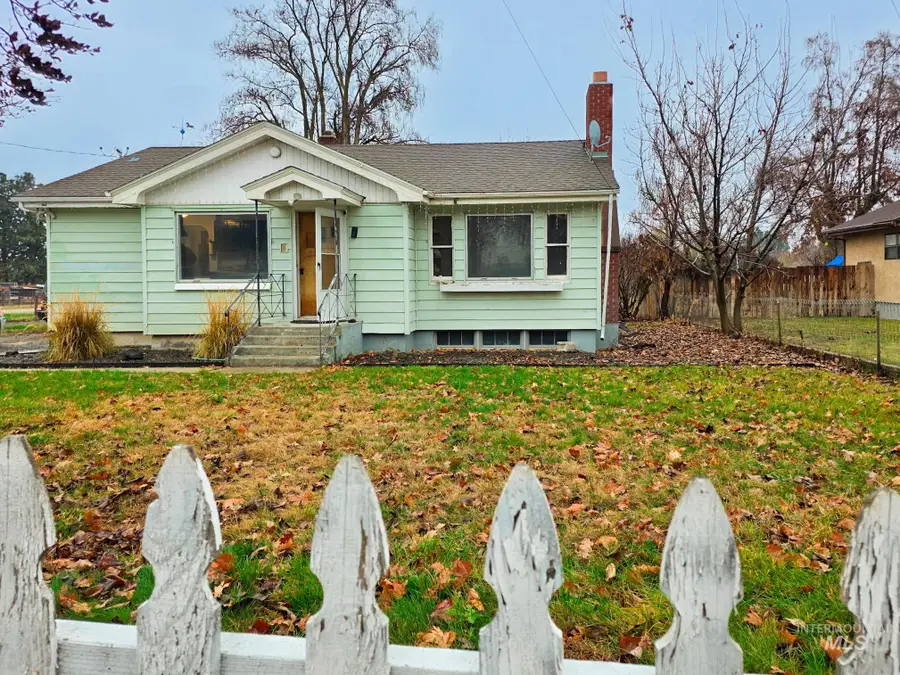 2090 N Washington Ave, Emmett, ID 83617 - Image #2