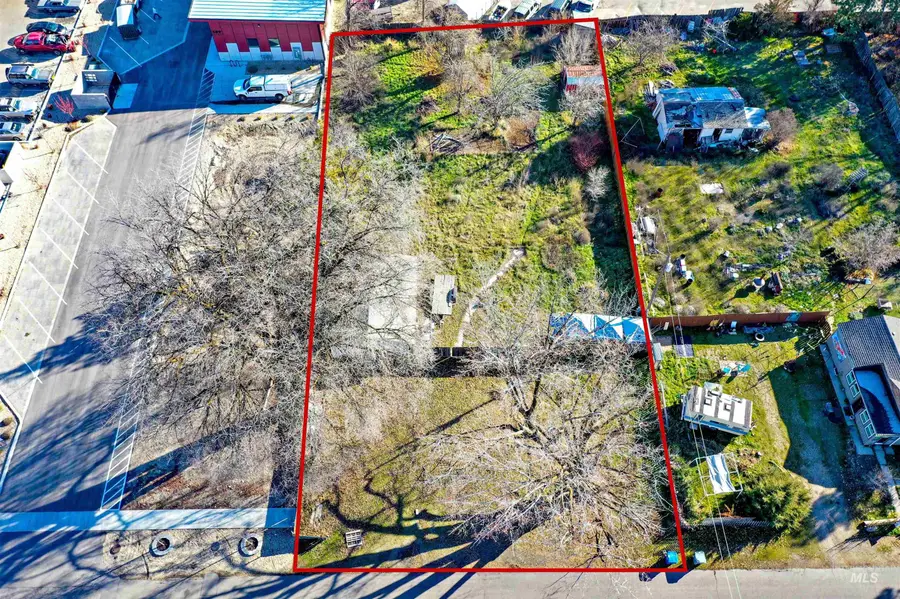 413 E 47th St, Garden City, ID 83714 - Image #2