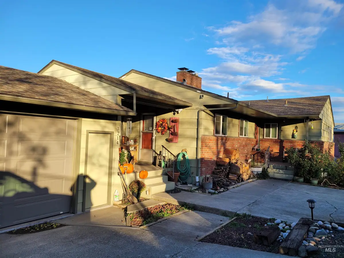 3214 Meadowlark Drive, Lewiston, ID 83501 - Image #1