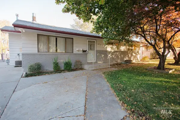 120 S 11th East, Mountain Home, ID 83647