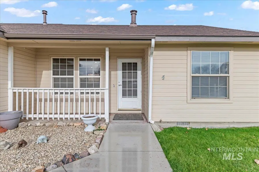 1918 N Cliffrock Rd, Nampa, ID 83651 - Image #3