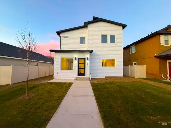 144 Dovetail Drive, Horseshoe Bend, ID 83629