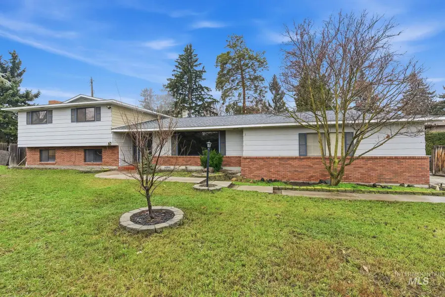 5801 W Randolph Drive, Boise, ID 83709 - Image #2