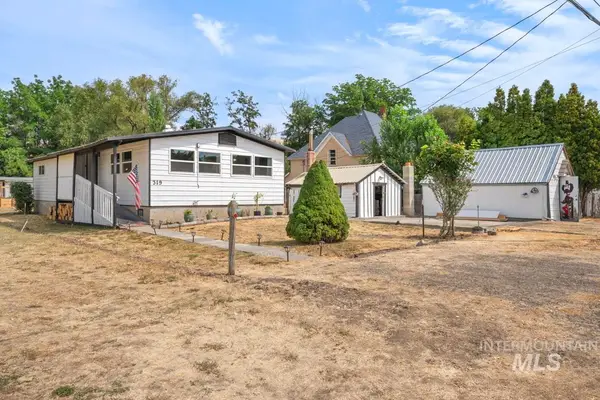 319 Pataha St, Pomeroy, WA 99347