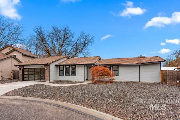 5771 Battlement Ct, Boise, ID 83703