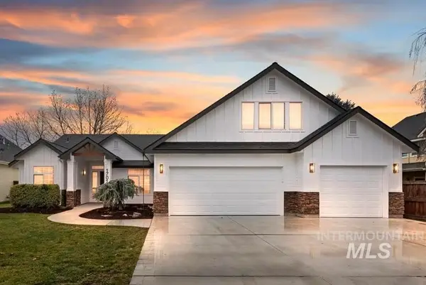 1701 W Puzzle Creek Ct, Meridian, ID 83646