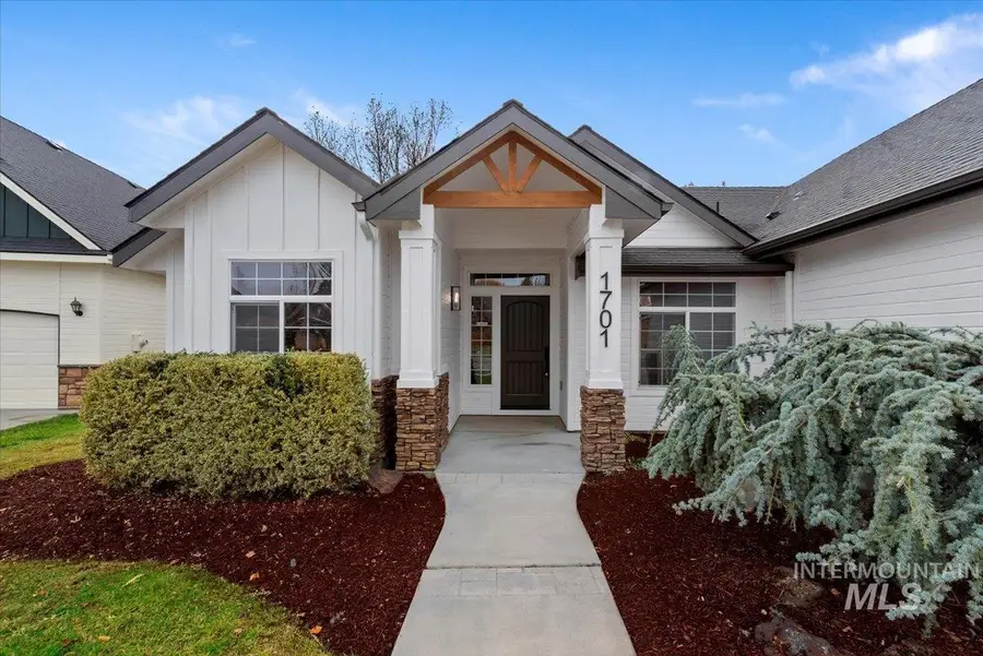 1701 W Puzzle Creek Ct, Meridian, ID 83646 - Image #2