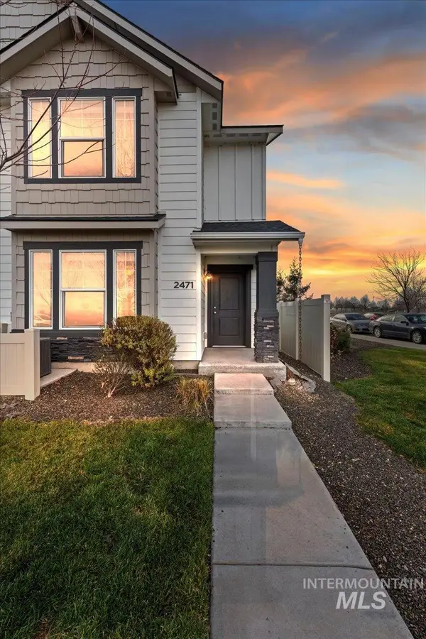 2471 E Goldstone St, Meridian, ID 83642