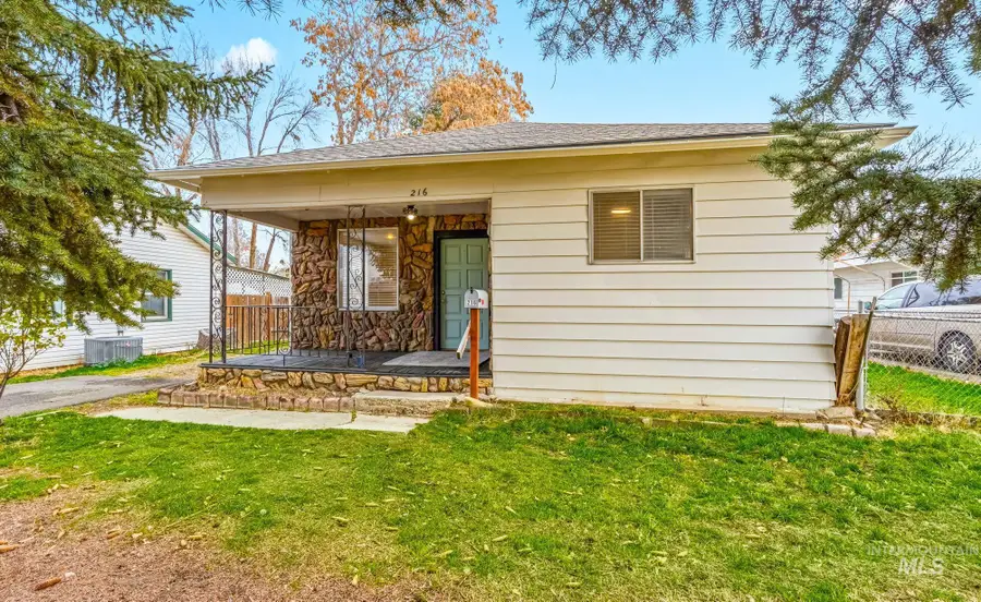 216 S Maple, Nampa, ID 83686 - Image #2