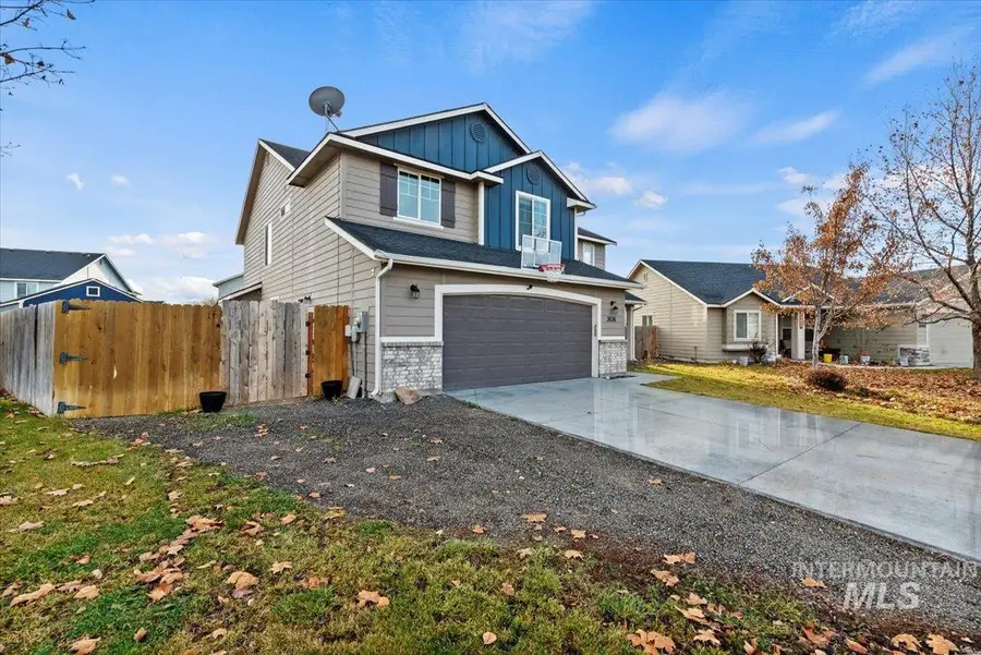 3636 S Wood River Ave, Nampa, ID 83686 - Image #2