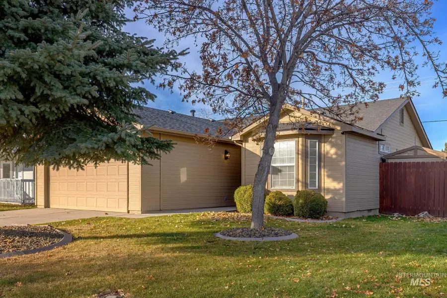 284 W Hesston, Kuna, ID 83634 - Image #3