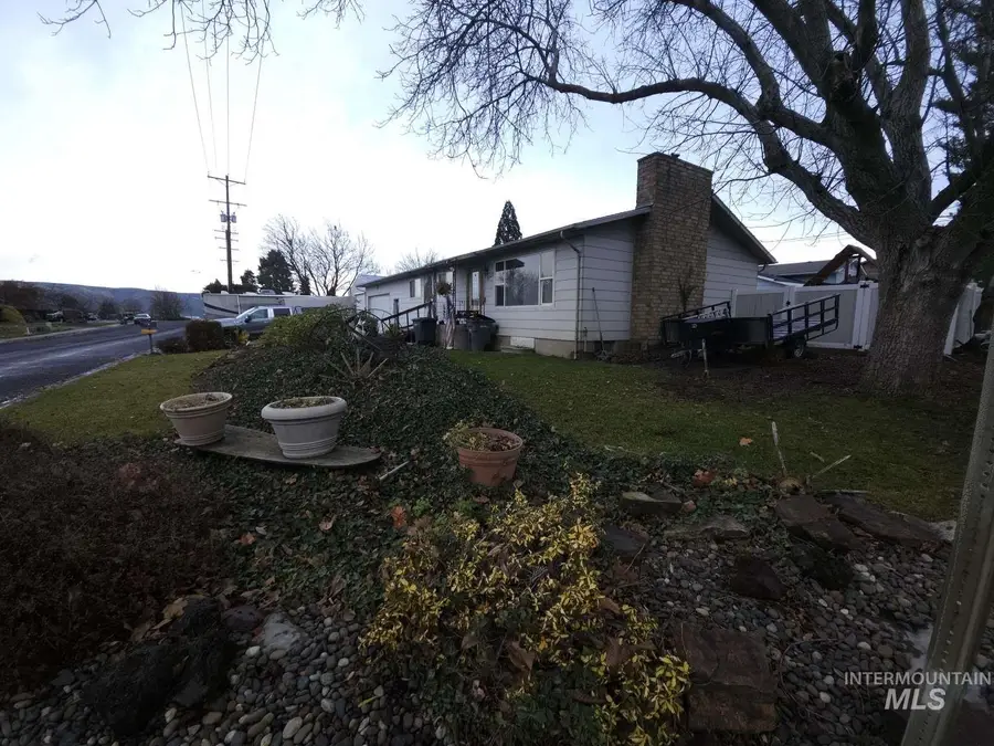 3327 4th St, Lewiston, ID 83501 - Image #3