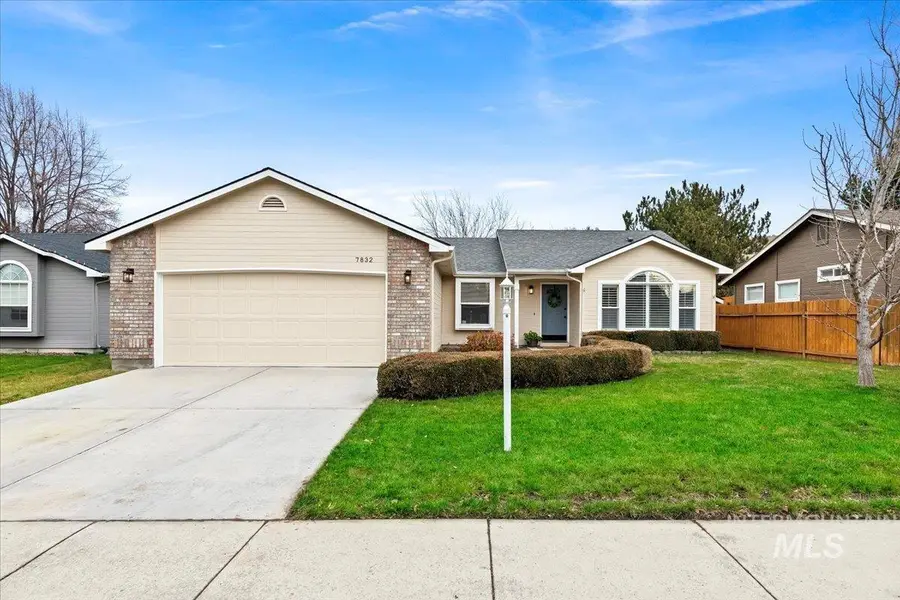 7832 W Peterson St, Boise, ID 83714 - Image #2