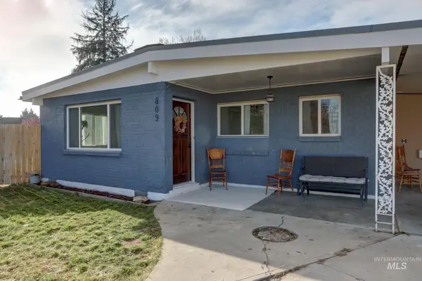 809 Terry Dr, Emmett, ID 83617