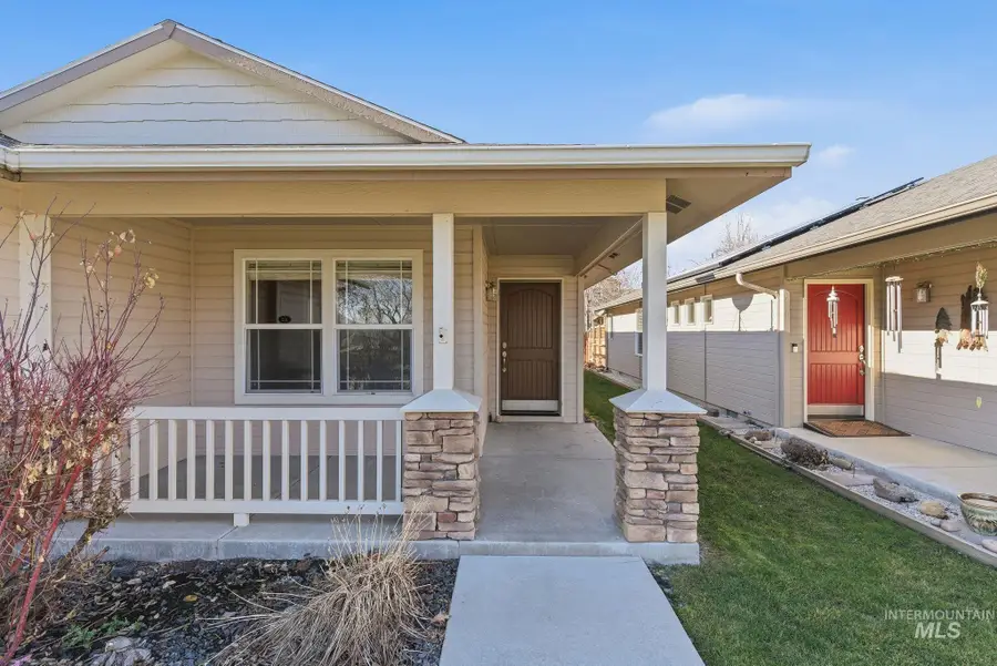8199 N Duncan Ln, Boise, ID 83714 - Image #3