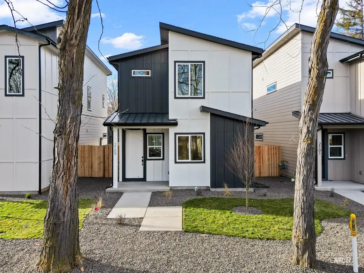 2109 S Pacific St, Boise, ID 83705 - Image #1