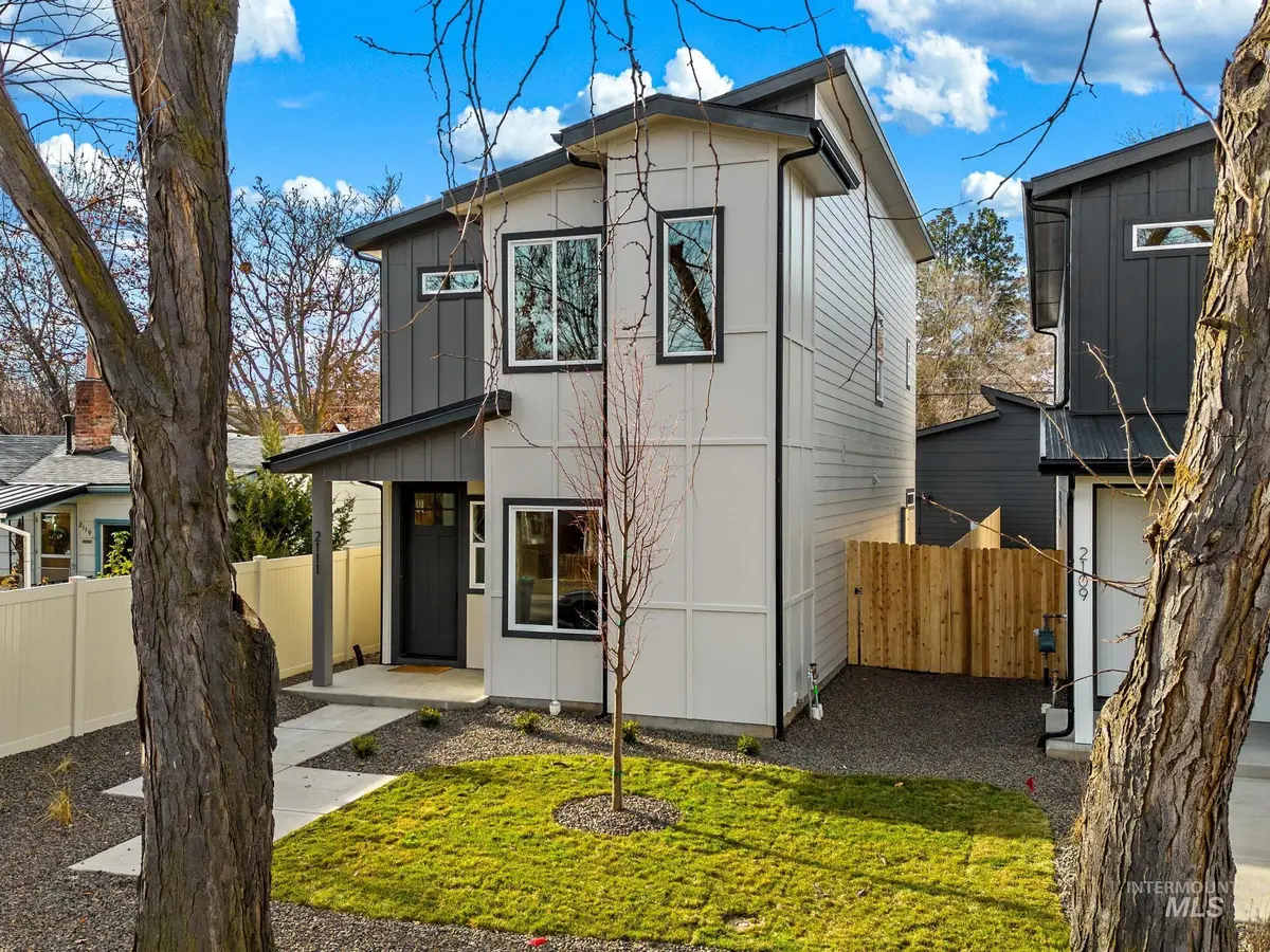 2111 S Pacific St, Boise, ID 83705 - Image #1