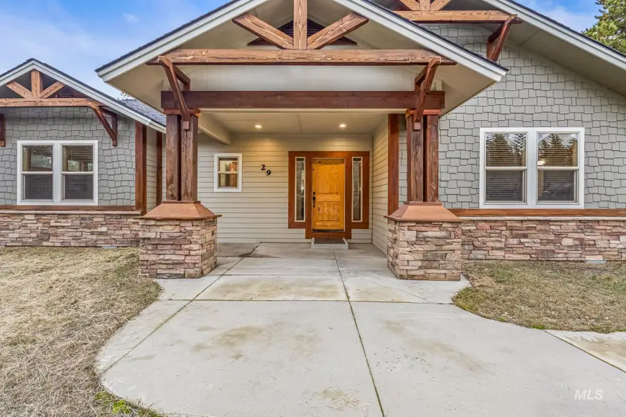 29 Pointe At Goldfork Ct., Donnelly, ID 83615 - Image #3