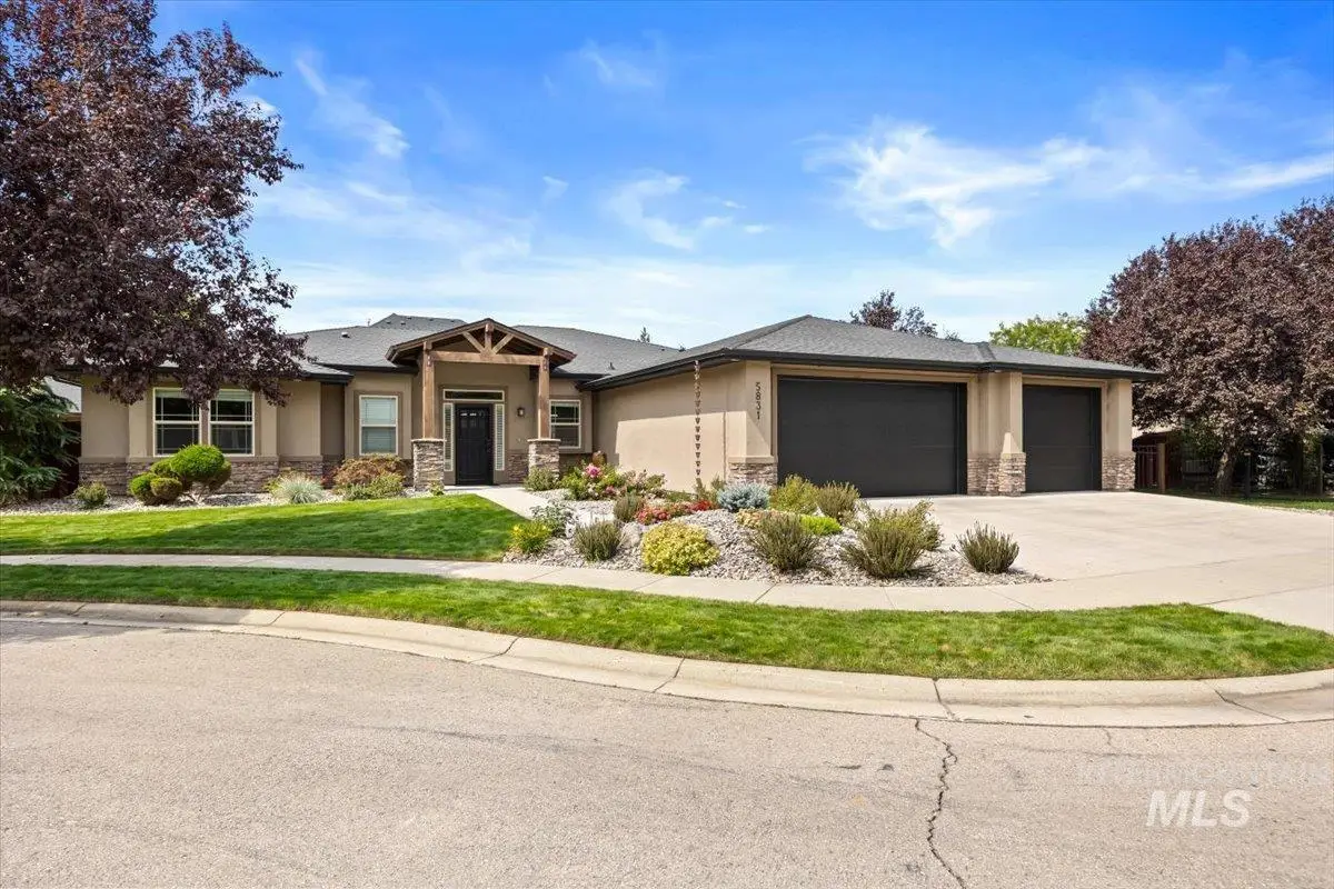 5831 N Saguaro Hills Place, Meridian, ID 83646 - Image #1