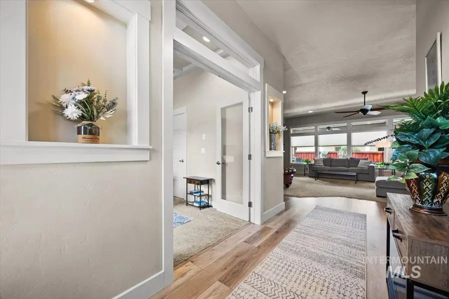 5831 N Saguaro Hills Place, Meridian, ID 83646 - Image #2