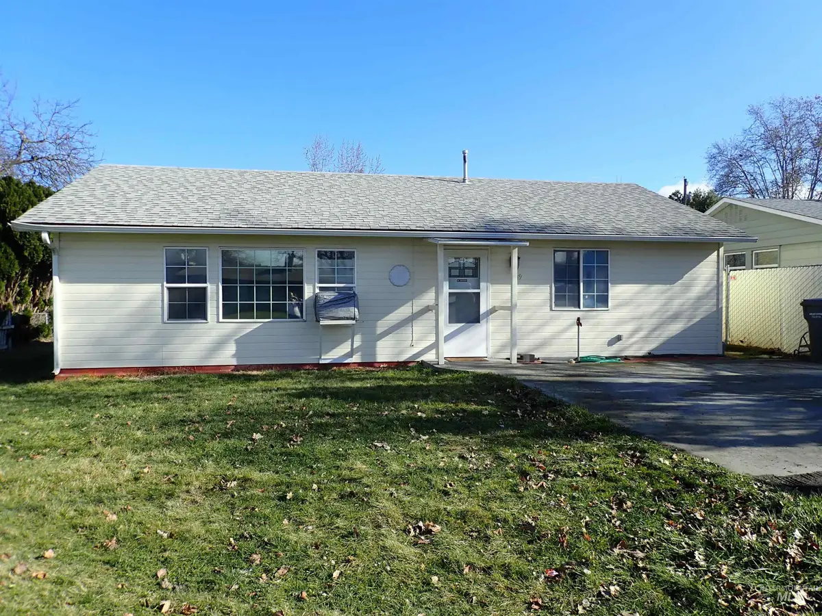 1039 15th St, Clarkston, WA 99403 - Image #1