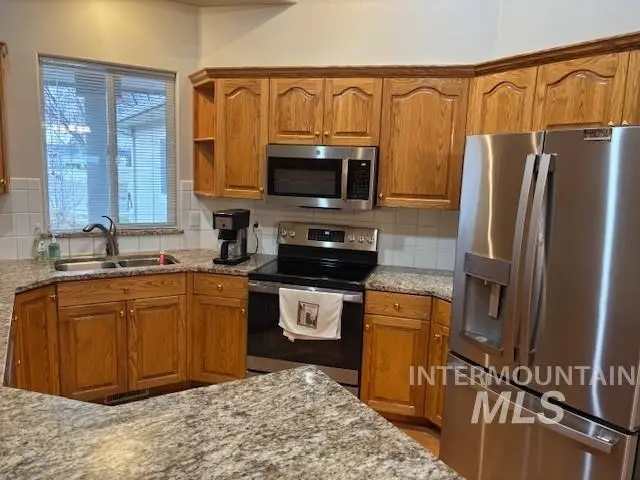 2734 N Turnberry Way, Meridian, ID 83646 - Image #2