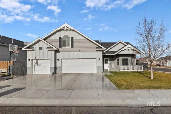 449 Feather Avenue, Twin Falls, ID 83301