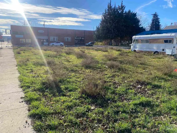 204 W Idaho, Weiser, ID 83672