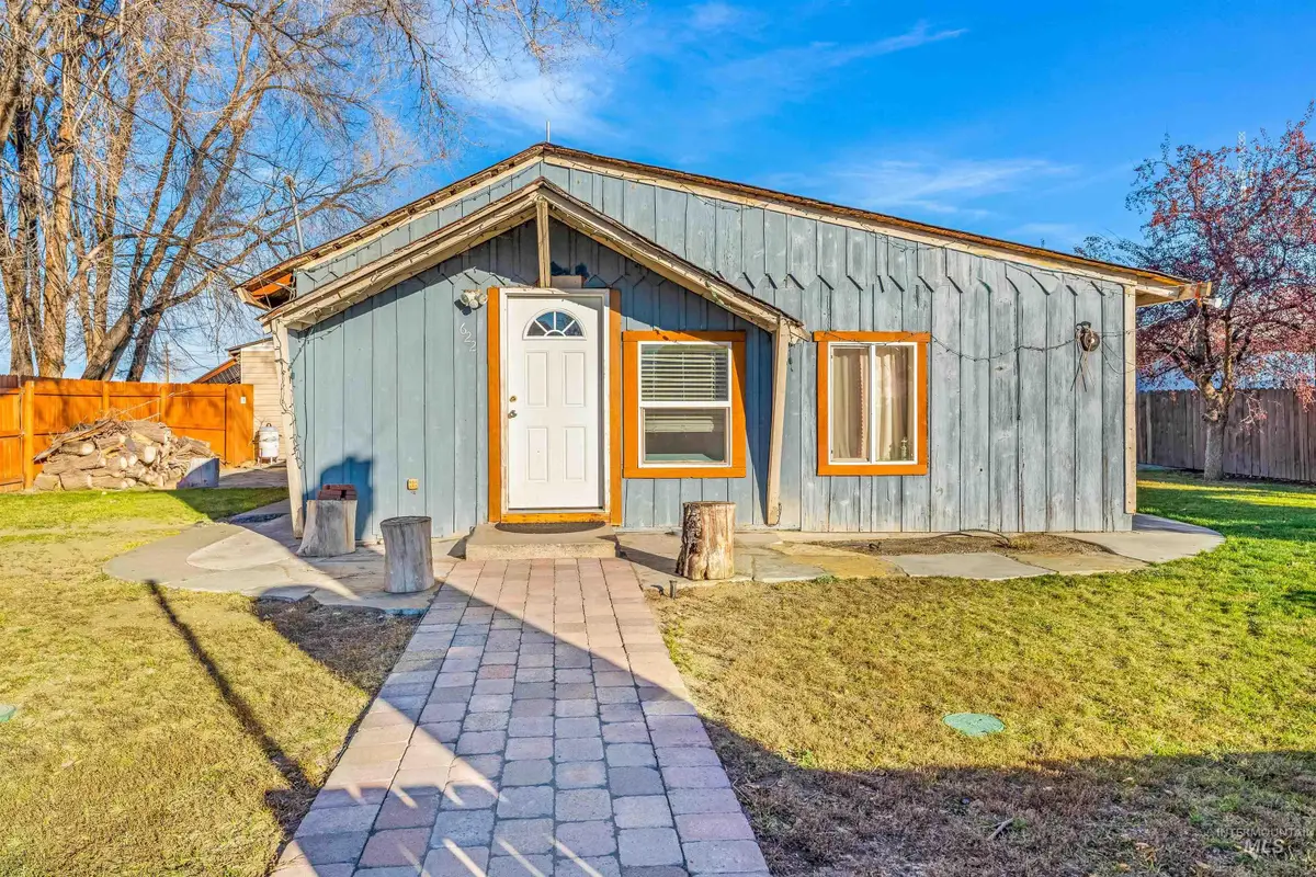 622 1st Ave E, Gooding, ID 83330 - Image #1