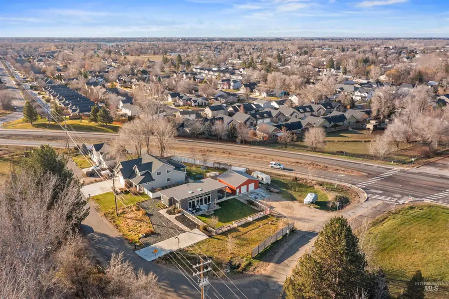 8836 N Duncan Lane, Boise, ID 83714 - Image #2