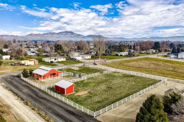 1639 Shire Ln, Emmett, ID 83617