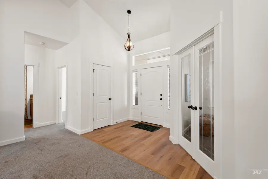 710 W Cedar Pointe Way, Nampa, ID 83686 - Image #2