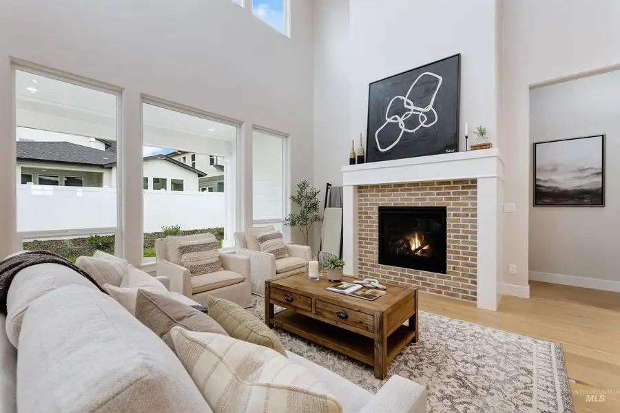 13938 N Ermine Ave, Boise, ID 83714 - #3