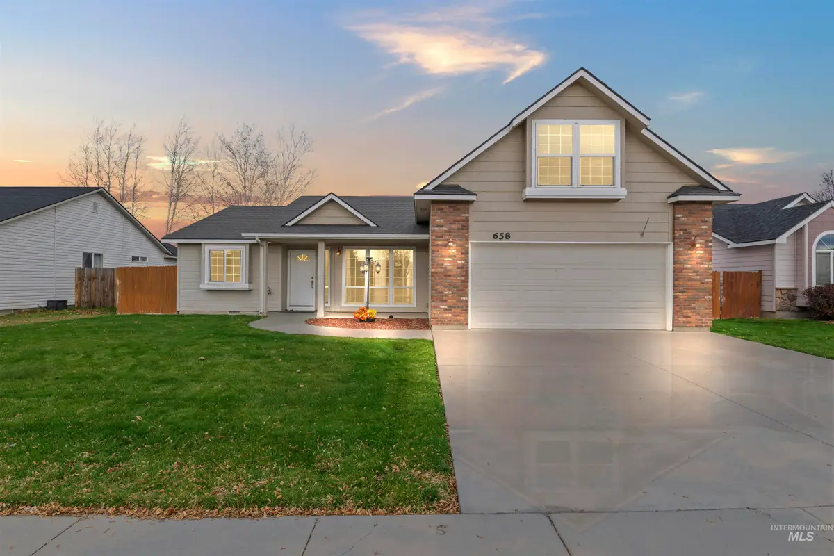 658 E Huckleberry Ct, Kuna, ID 83634 - Image #1