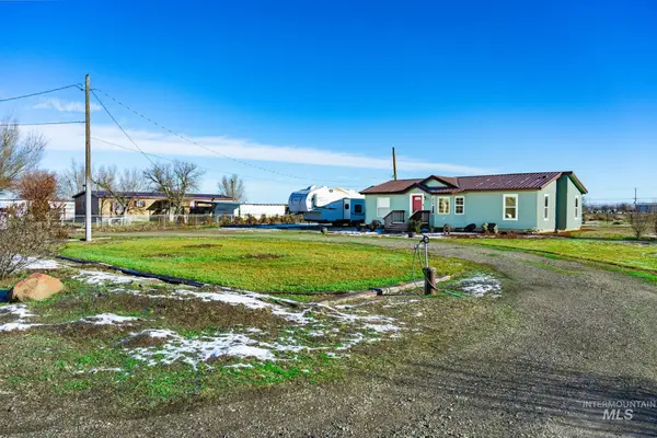 1207 Erlebach Way, Ontario, OR 97914