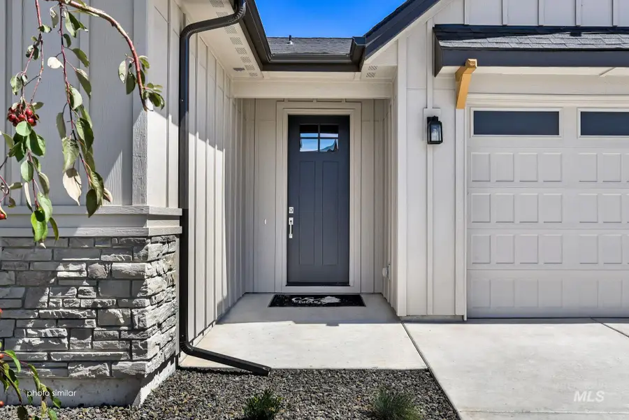 1770 N Green Pine Ln, Star, ID 83669 - Image #2