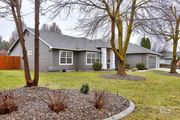 1168 N Pinnacle Way, Eagle, ID 83616