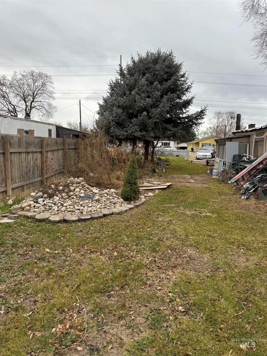 1226 S Elder St., Nampa, ID 83686 - Image #3