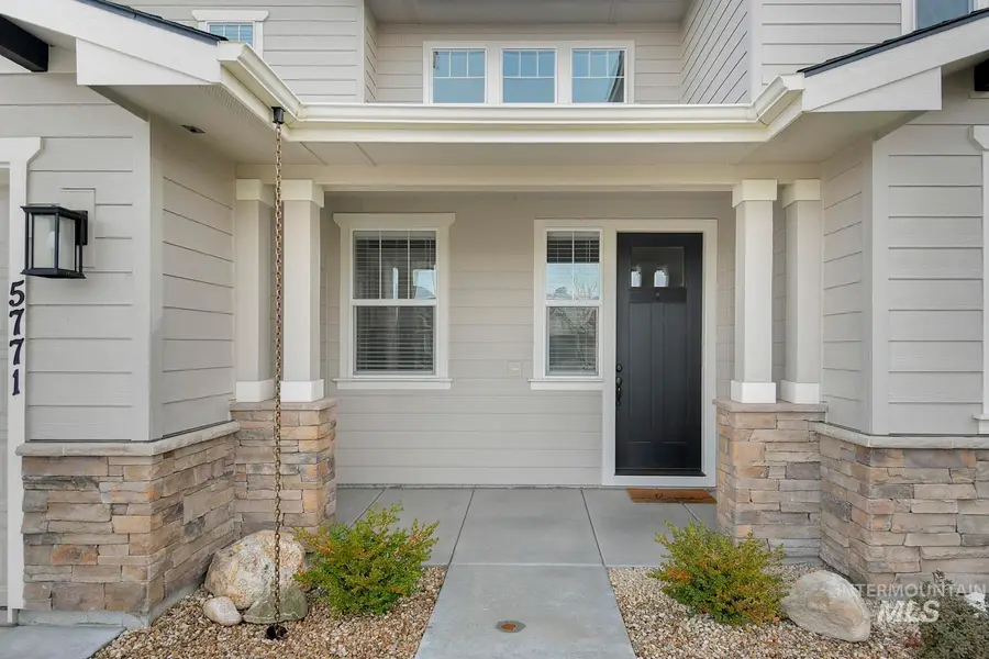 5771 W Daphne Dr, Meridian, ID 83646 - Image #3