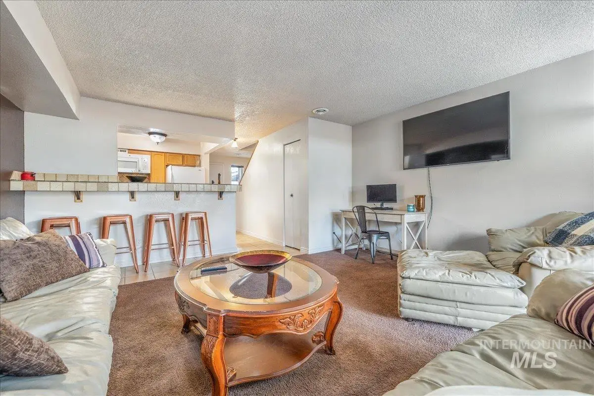 269 N Eagle Glen Ln., Eagle, ID 83616 - Image #1