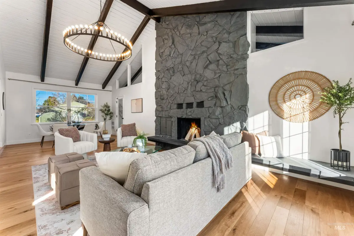 433 N Rene Pl., Eagle, ID 83616 - Image #1