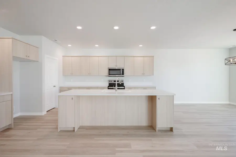 17250 N Swan Springs Pl, Nampa, ID 83687 - Image #3