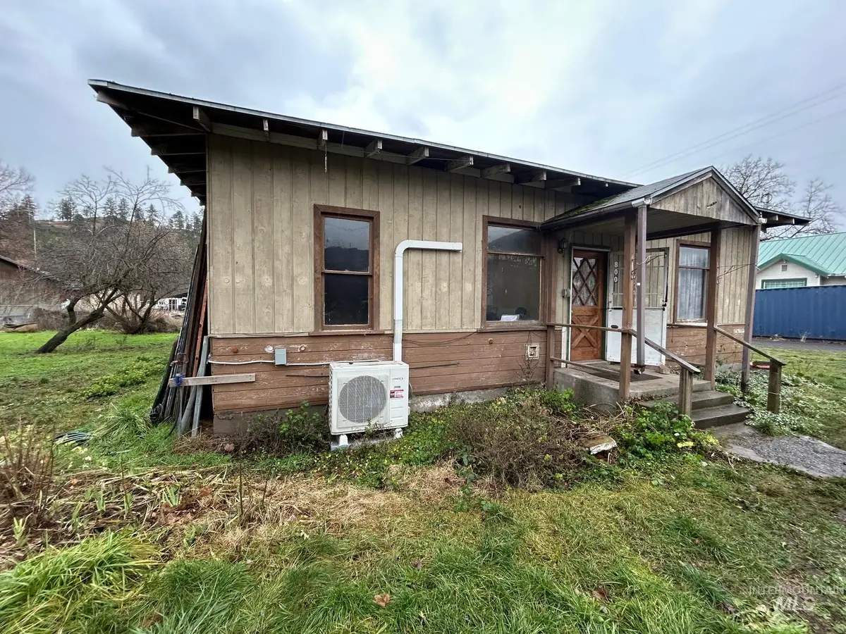 800 Culdesac Avenue, Culdesac, ID 83524 - Image #1