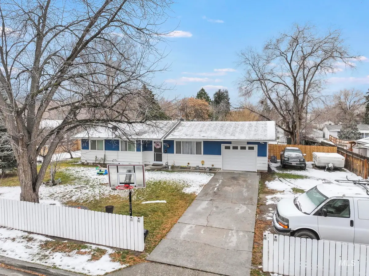 403 3rd Ave W, Jerome, ID 83338 - Image #1